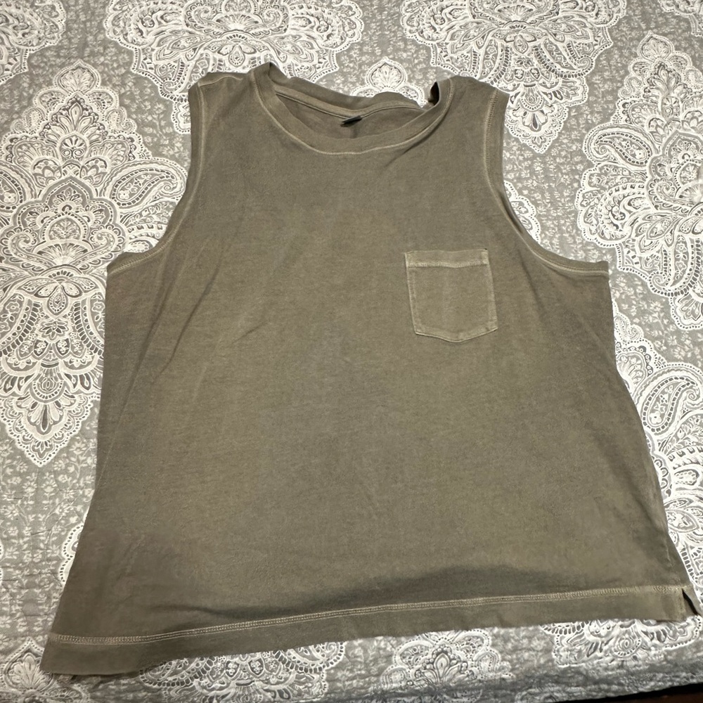 Old Navy tank